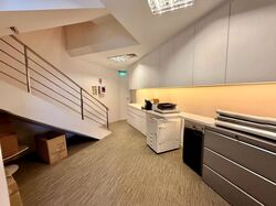 One Raffles Place (D1), Office #549815841